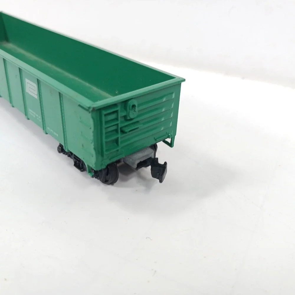 Penn Central Gondola Green 40ft Model Train Car 288 673 FB 101 A
